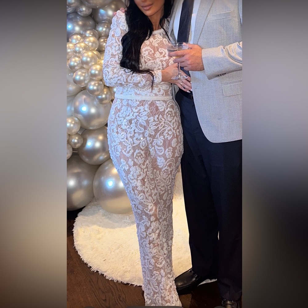 NADINE MERABI Elegant Lace Jumpsuit - Picture 3 of 6